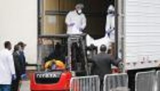 شاحنات التبريد "جندي جديد" يواجه كورونا في نيويورك