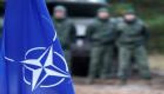 عبر الفيديو.. وزراء خارجية الناتو يبحثون "التعامل" مع كورونا