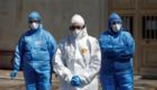 أمريكا تناشد رعاياها سرعة العودة خشية "تسونامي كورونا"