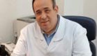 شقيقة أول طبيب مصري يتوفى بكورونا تكشف تفاصيل الرحيل