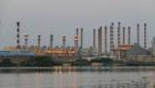 إيران تفقد 70 ألف برميل يوميا من إنتاجها النفطي بسبب كورونا