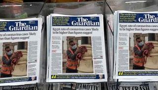 صحيفة الجارديان دأبت على نشر مغالطات تستهدف مصر