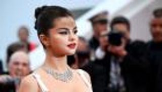 سيلينا جوميز تكشف إصابتها بمرض نفسي