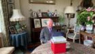 الأمير تشارلز يفتتح "أونلاين" مستشفى ميدانيا لعلاج كورونا