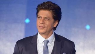 النجم العالمي شاروخان