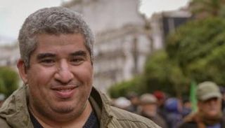 الصحفي الجزائري أكرم خريف