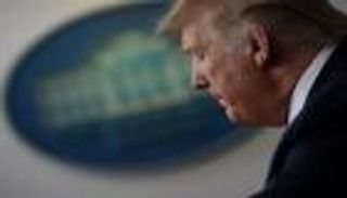 تداعيات كورونا.. إقبال كثيف من الشركات بأمريكا على القروض