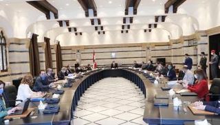 اجتماع للحكومة اللبنانية- رويترز