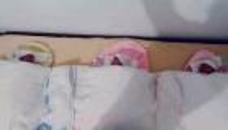 3 توائم.. مواليد تحت حجر "كورونا" في غزة