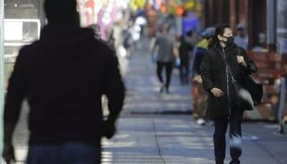 نيويورك تسجل 594 وفاة بفيروس كورونا خلال 24 ساعة
