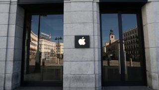 بوابة متجر أبل في مدريد