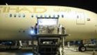 الإمارات ترسل طائرة مساعدات إلى إيطاليا لدعمها في مواجهة فيروس كورونا