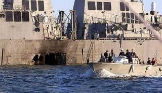  المدمرة الأمريكية 