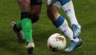 4 خطط لعودة الدوريات الكبرى.. ولغز فرنسي