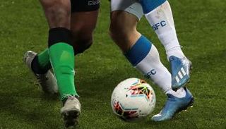 كورونا أوقف عجلة الكرة الأوروبية