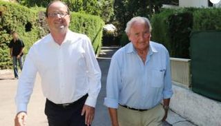 الرئيس الفرنسي السابق فرنسوا هولاند ووالده جورج