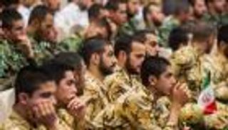 الجيش الإيراني يعترف بتسلل كورونا بين جنوده 