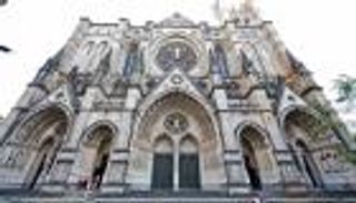 كاتدرائية تتحول لمستشفى ميداني في نيويورك 