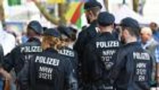 دعوات لإسقاط النظام.. استغلال "مخز" للإخوان والنازيين بألمانيا لأزمة كورونا