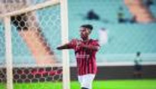 هداف الرائد يدفع ثمن ارتداء قميص النصر السعودي