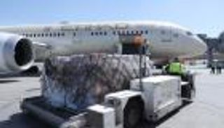 الإمارات ترسل مساعدات طبية إلى كازاخستان لاحتواء كورونا