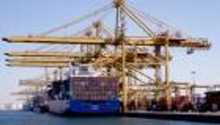 المناطق الحرة تستحوذ على 53.5% من تجارة الإمارات غير النفطية