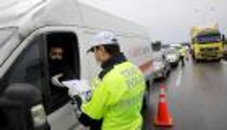 تركيا تسجل 87 وفاة جديدة بفيروس كورونا