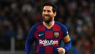 ليونيل ميسي قائد برشلونة