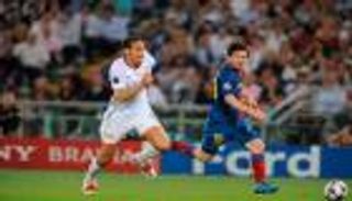 "خطأ تقديري" حرم فرديناند من كتابة التاريخ مع برشلونة