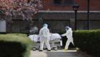 أمريكا تسجل 1783 حالة وفاة جراء كورونا خلال 24 ساعة