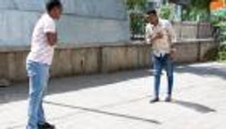 تحية الانحناء.. تقليد إثيوبي لمحاربة كورونا