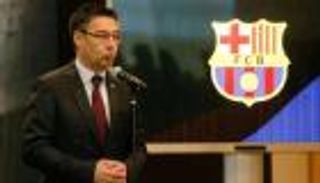 برشلونة يرد على اتهام رئيسه بالفساد