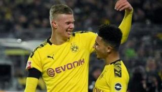 هالاند مهاجم بروسيا دورتموند