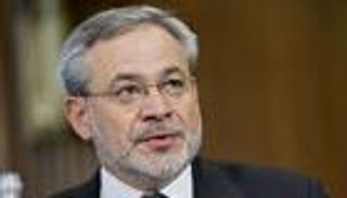 وزير الطاقة الأمريكي: الجميع يجب أن يساعد في خفض تخمة النفط