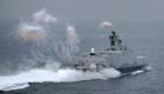 مدمرة أمريكية تعبر مضيق تايوان بالتزامن مع تدريبات صينية