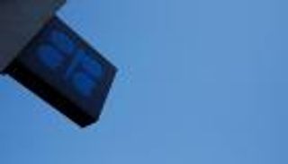 "أوبك+" تتوصل إلى "اتفاق تاريخي" حول خفض إنتاج النفط