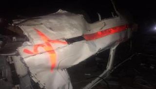 القصف يدمر سيارتي الإسعاف بشكل كامل