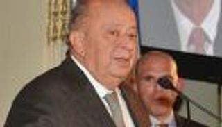 كورونا يخطف "صديق" ترامب