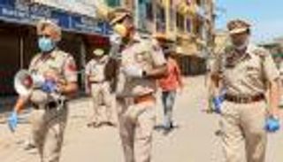 الهند تعاقب مخالفي "عزل كورونا" بكتابة "أنا آسف" 500 مرة