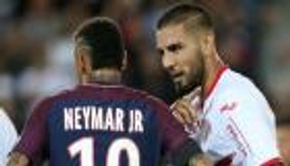 من النذل للطيب.. 3 مشاهد تلخص قصة الجزائري ديلور مع نيمار