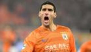 فيلايني يطهر الدوري الصيني من كورونا