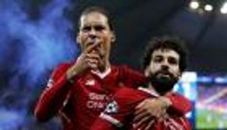 صلاح وفان ديك يثيران استغراب برناردو سيلفا