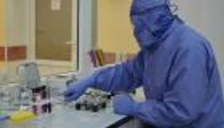 روسيا تستعين بسلالة "كورونا" أمريكا لصنع لقاح