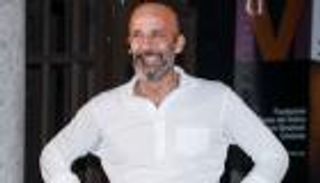 فيالي أسطورة تشيلسي ينجو من مصير ميتسو وفيلانوفا