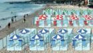 صناديق الشاطئ الإيطالية هل تهزم الخوف من كورونا؟