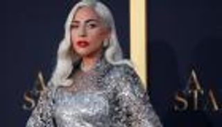 رسالة من ليدي جاجا لماكرون بشأن "كورونا"