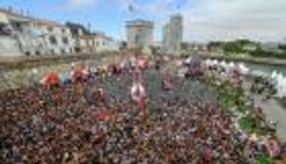 فرنسا تعيش صيفا بلا مهرجانات فنية جراء كورونا