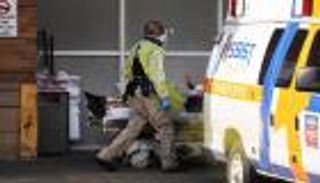 دراسة: معظم إصابات كورونا بأمريكا من الطواقم الطبية