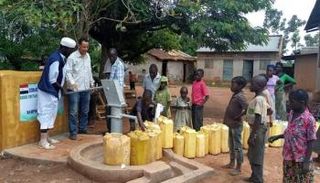 المهندس المصري وسط أهالي مقاطعة 