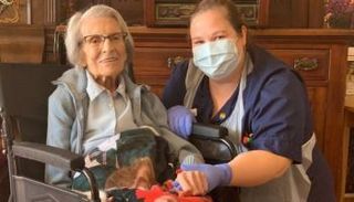 الجدة حاربت كورونا لأكثر من 3 أسابيع